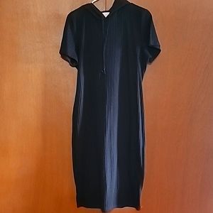 2 short sleeve hoodie dresses